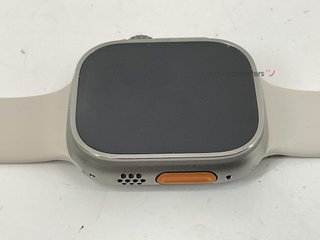 apple watch ultra 3 49mm (gps 5g) titanio