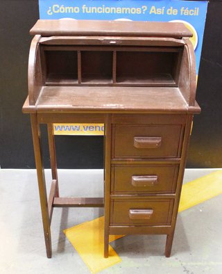 Buró de persiana, escritorio circa 1920. Mesa de maestro.