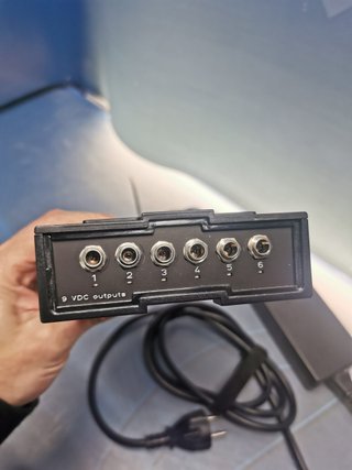 Alimentatore multicamera Esper 48 VDC, 5 VDC, 6 uscite