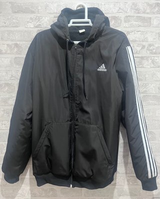 Chaqueta Adidas Essentials Insulated Negra