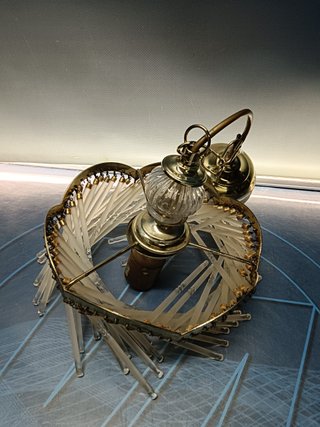 Preciosa lámpara de techo con adornos de cristal , mid century