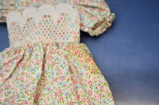 Lesly de Famosa. Vestido Liberty modelo raro.