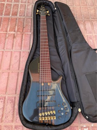 Bajo Merlos 6 cuerdas