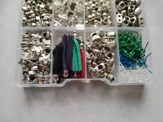 Kit Abalorios y Fornituras Bisutería + Caja