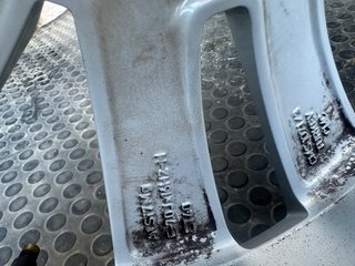 Llantas Audi R16 originales
