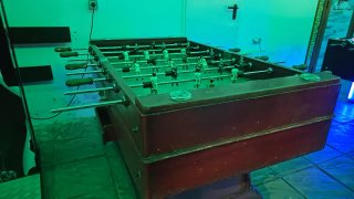 Futbolín de madera
