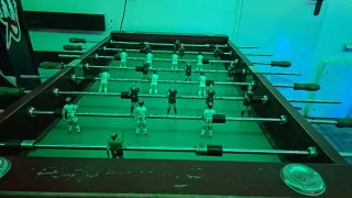 Futbolín de madera