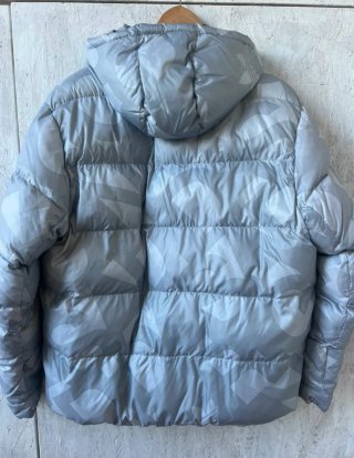 Chaqueta Adidas gris plata estampada Retro Vintage