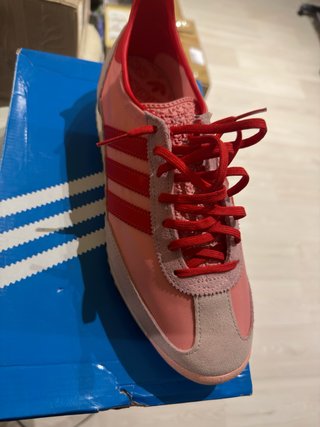 Zapatillas Adidas Rojas y Rosas