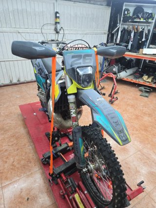 Husqvarna 250 TPI Enduro