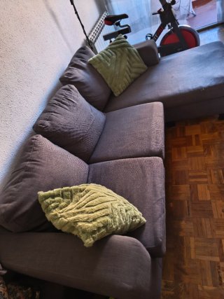 Sofá Gris con Chaise Longue