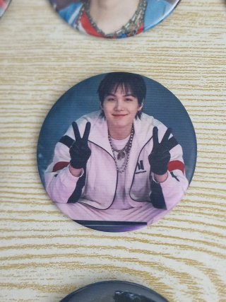 Pines de Chapa BTS Suga