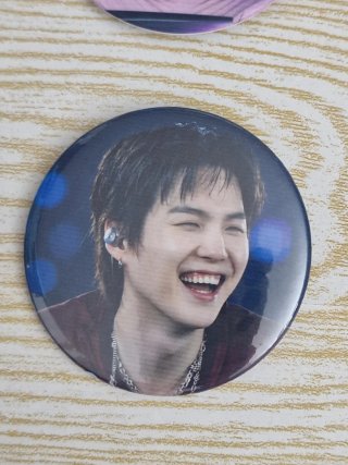 Pines de Chapa BTS Suga