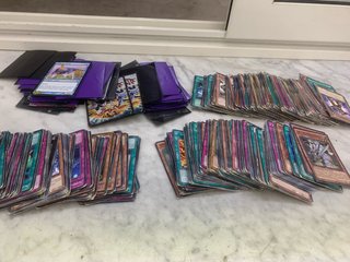 Carte da collezione Yu-Gi-Oh! e altre