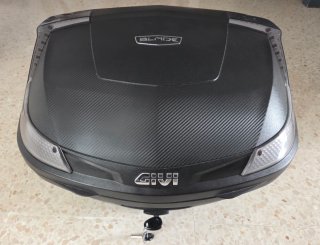 Baúl Moto Givi Blade 47 Negro