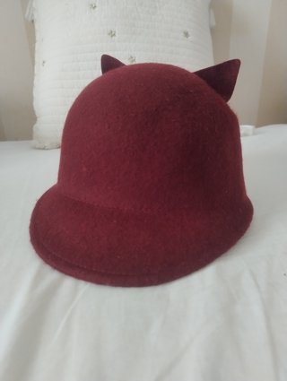 Sombrero infantil gatita burdeos