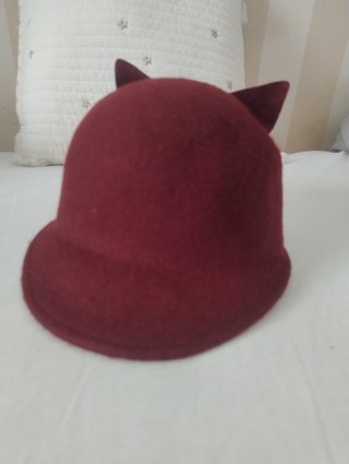 Sombrero infantil gatita burdeos