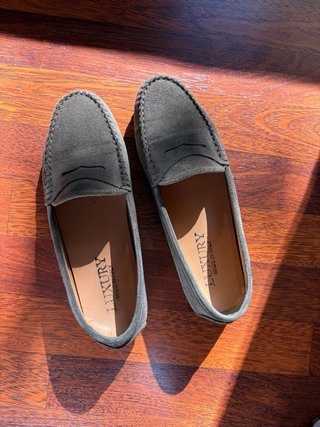 Mocasines Luxury de Ante Gris Talla 40