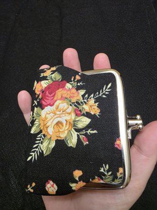 Monedero con Estampado Floral