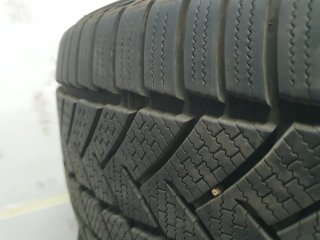 Neumáticos de invierno 215-45r17