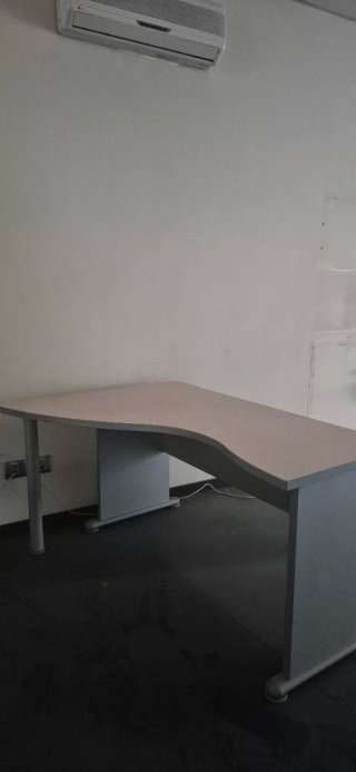 Scrivania per ufficio/casa beige e grigio
