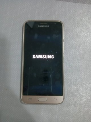 Samsung Galaxy J3 Dorado