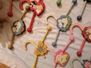 Appendiabiti in legno per bambini
