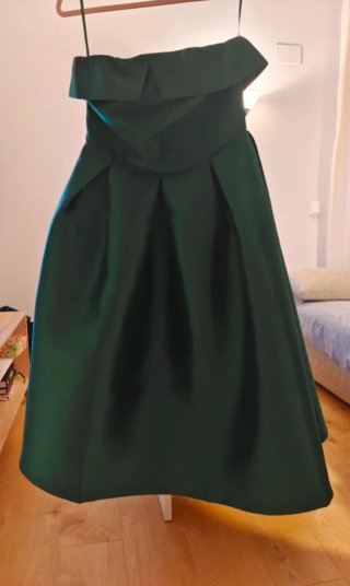 Vestido de Fiesta Verde con Chal