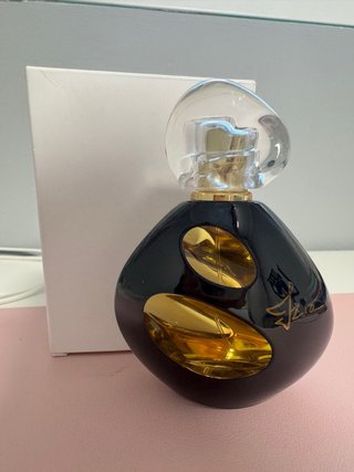 Izia la Nuit perfume