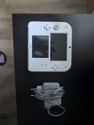Nintendo 2DS Bianca