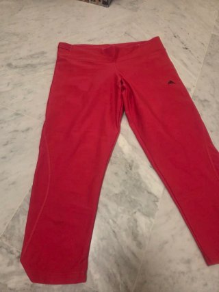 Malla deportiva Adidas roja