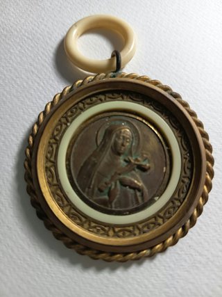Medallón Cunero Antiguo de Santa Teresita 1920