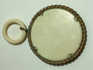 Medallón Cunero Antiguo de Santa Teresita 1920