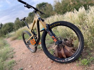 Santa Cruz Nomad 4 Carbon CC