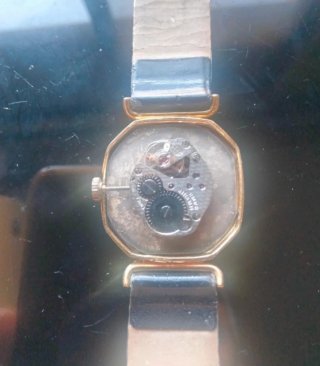 Reloj Roymat de cuerda manual