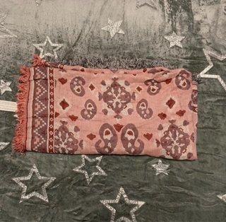 Pañuelo Zara estampado