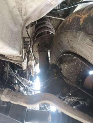 Amortiguador delantero derecho Dacia Logan 1 1,6