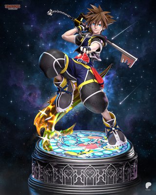 Sora Kingdom Hearts figura resina 20cm pintada