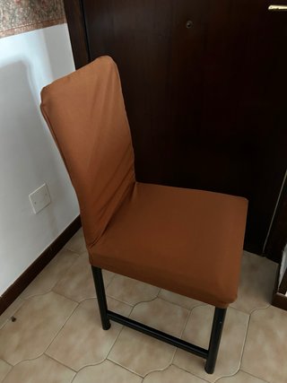 8 Coprisedie Universali Elasticizzati Marroni