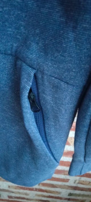 Escucho ofertas. Chaqueta Adidas Azul talla s/m