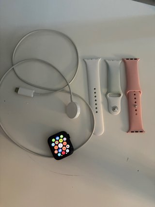 Apple Watch SE Negro 96% batería correas cargador