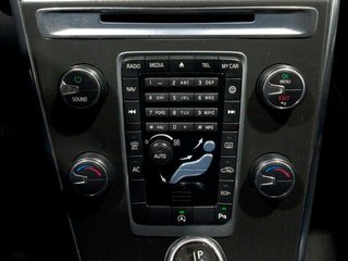 Volvo XC60 D3 Kinetic Auto 110 kW (150 CV)