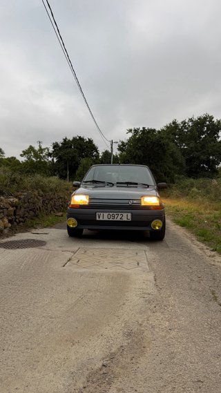 Renault Supercinco inyeccion monopunto