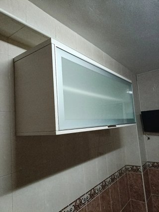Mueble alto IKEA 120cm puerta abatible