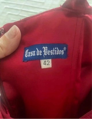 Vestido rojo talla 42 marca casa de vestidos