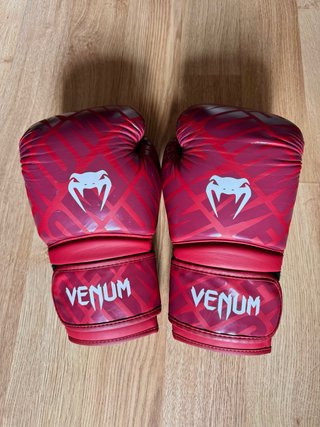 Guantes de boxeo Venum 12oz
