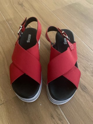 Sandalias Rojas Mustang