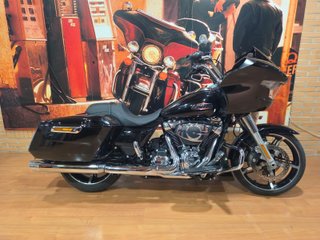 Harley-Davidson Road Glide 2026 | 8.000 km