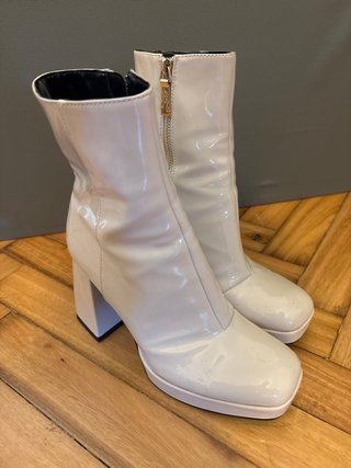 Botines Blancos de Tacón