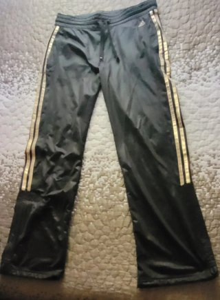 Chándal Adidas mujer NUEVO Negro y Dorado